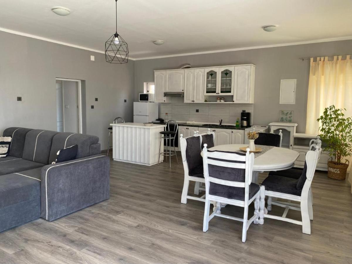 Iris Holiday Home Trbounje Eksteriør bilde